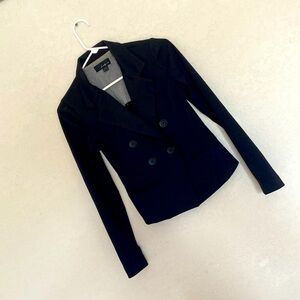 FOREVER 21 4 button blazer